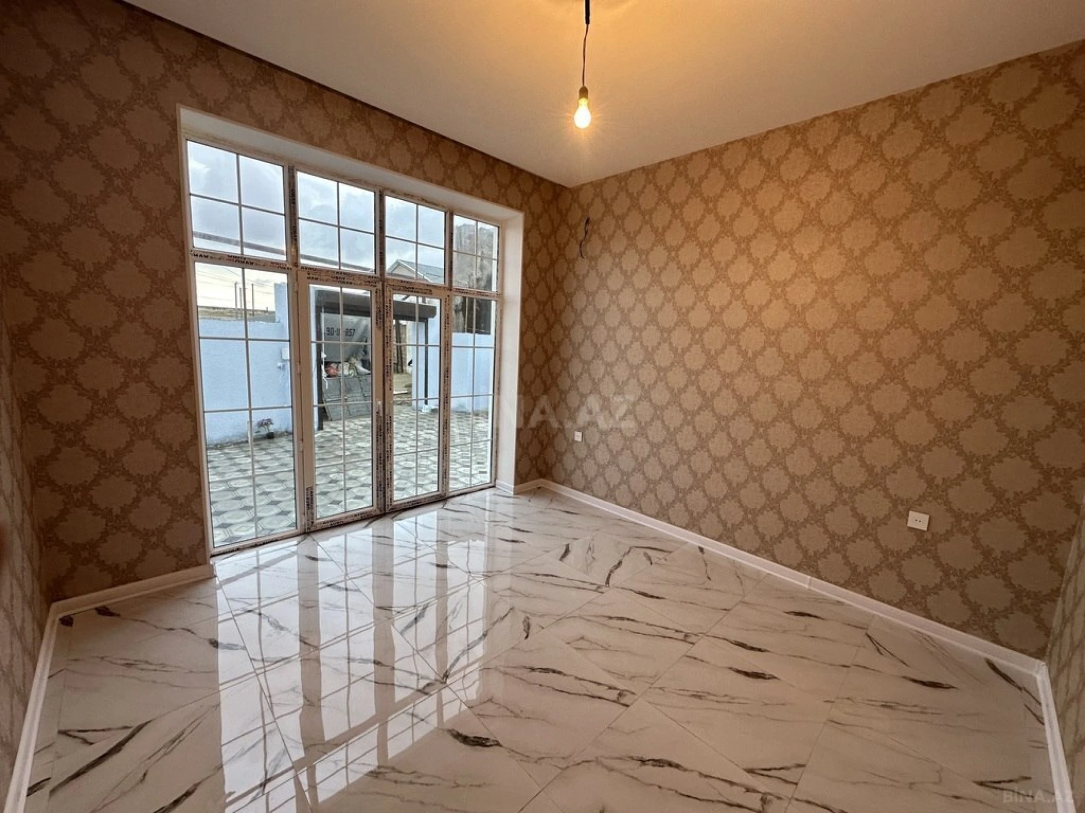 Satılır 3 otaqlı həyət evi 100 m²