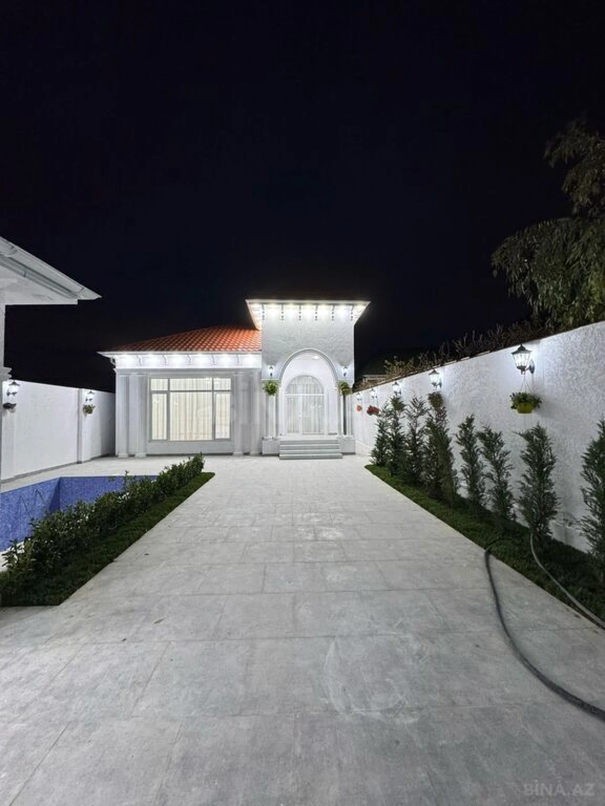 Satılır 4 otaqlı həyət evi 160 m²