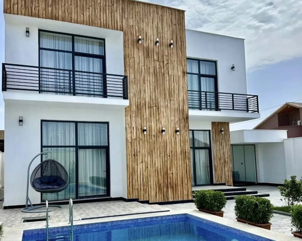 Satılır 4 otaqlı həyət evi 200 m²