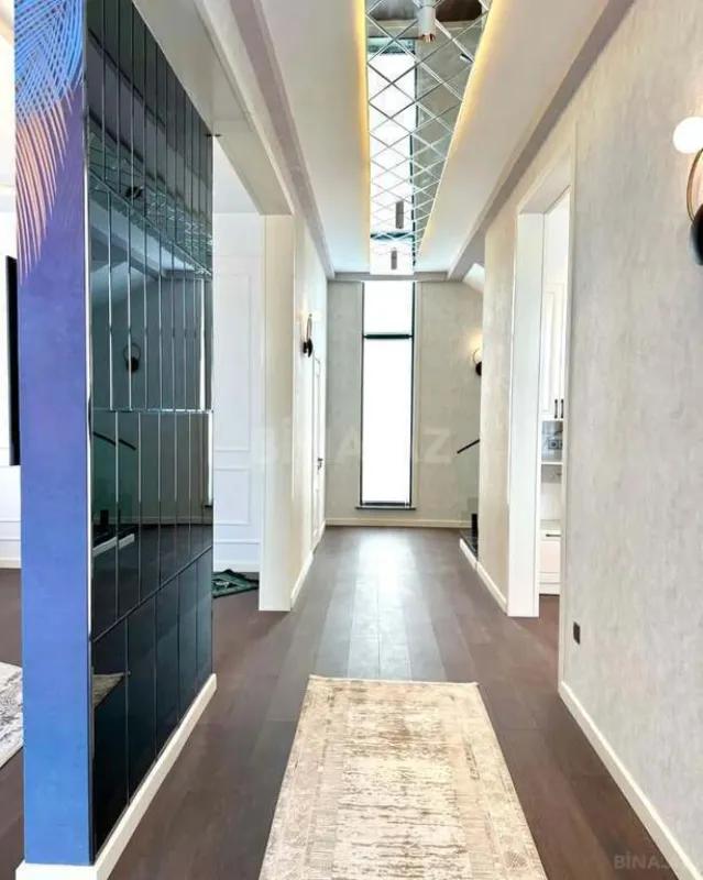 Satılır 4 otaqlı həyət evi 200 m²