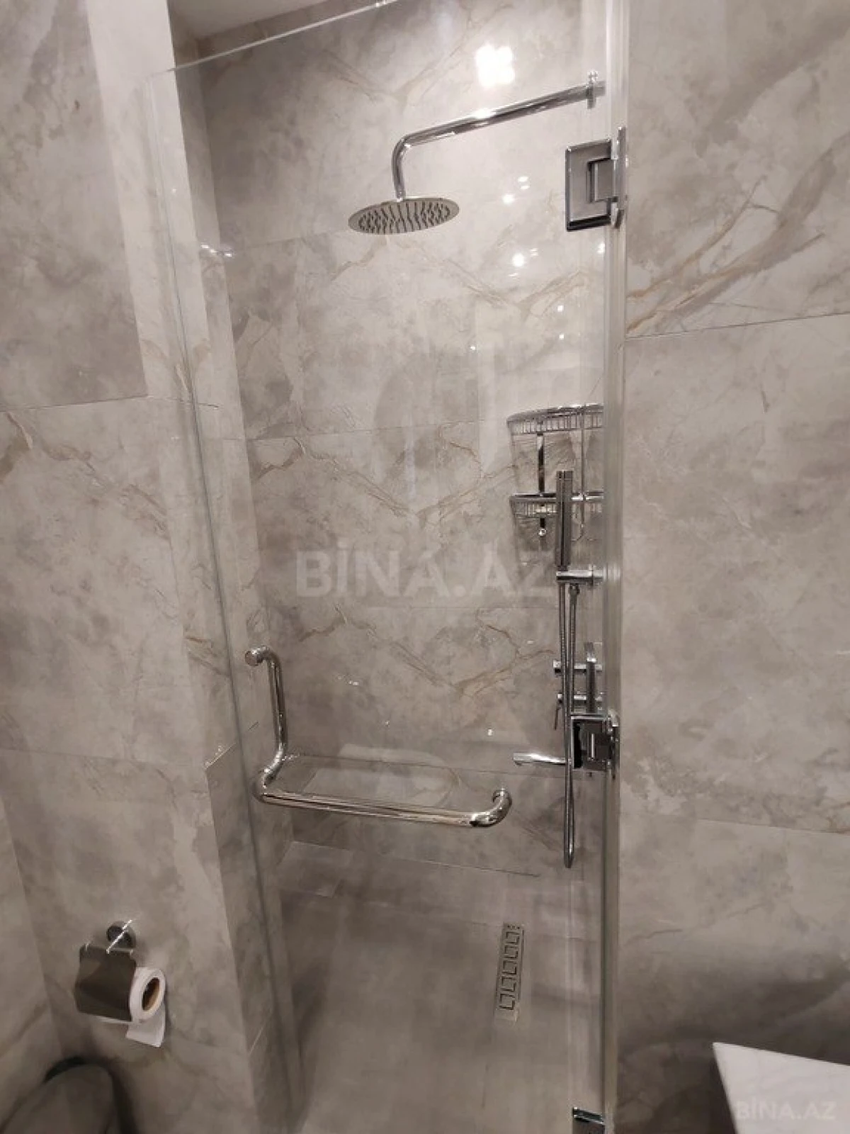 Kirayə verilir 3 otaqlı mənzil 120 m²