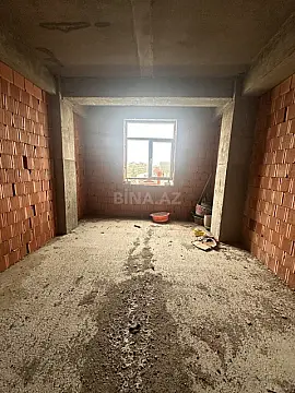 Satılır 2 otaqlı mənzil 83 m²