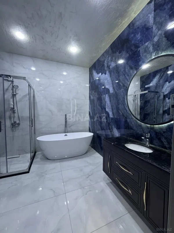 Satılır 6 otaqlı həyət evi 400 m²