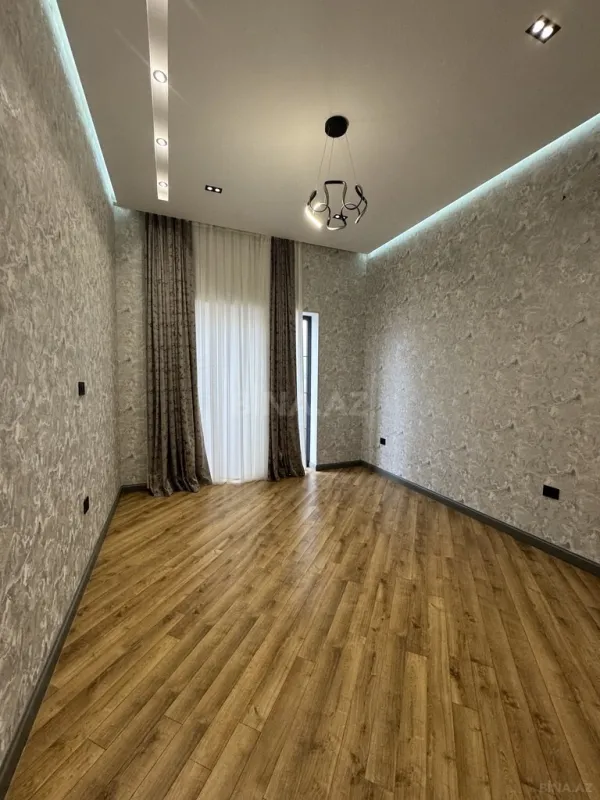Satılır 6 otaqlı həyət evi 400 m²