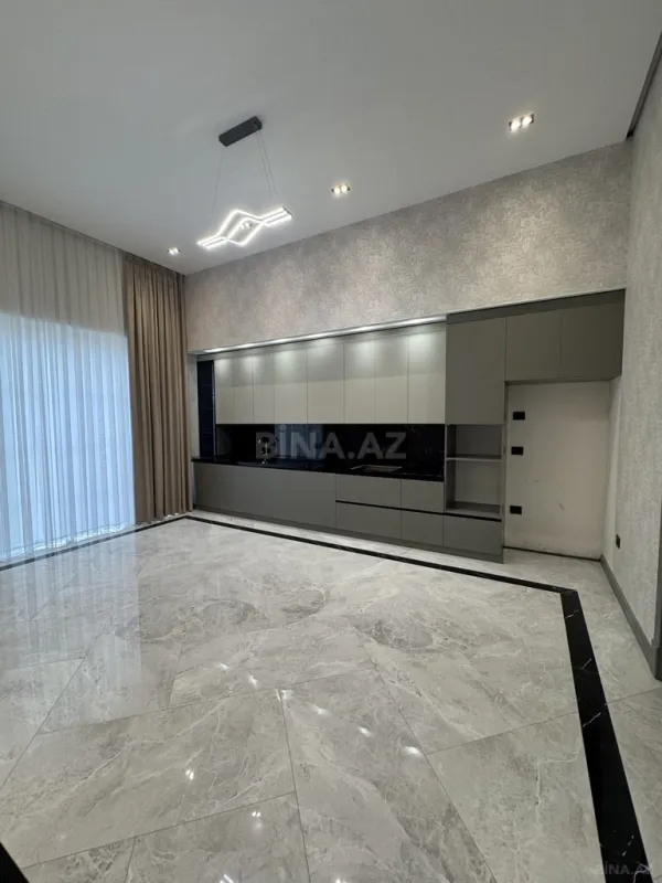 Satılır 6 otaqlı həyət evi 400 m²