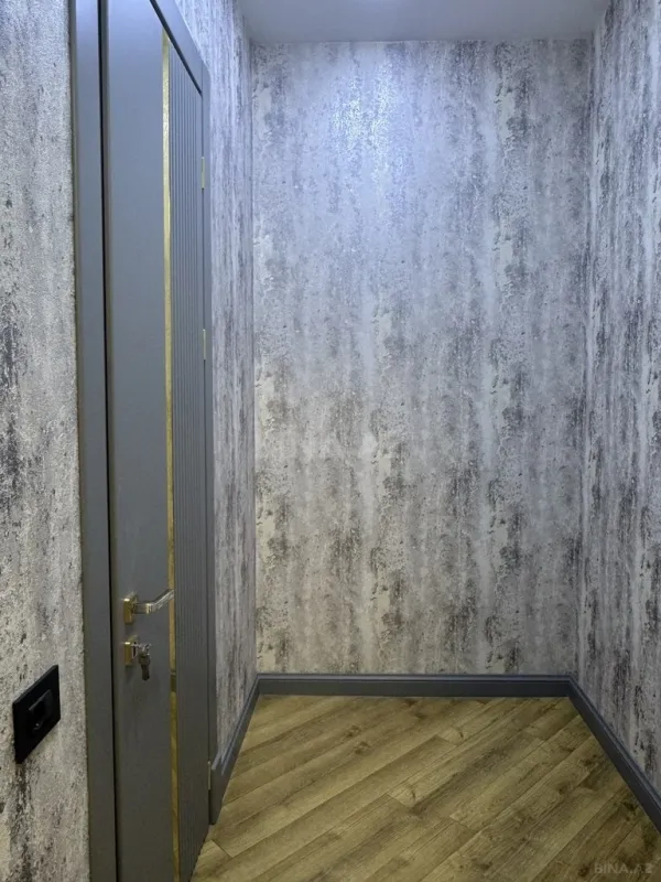 Satılır 6 otaqlı həyət evi 400 m²