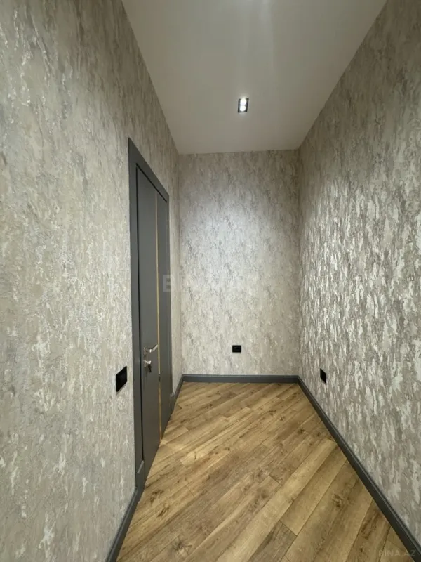 Satılır 6 otaqlı həyət evi 400 m²