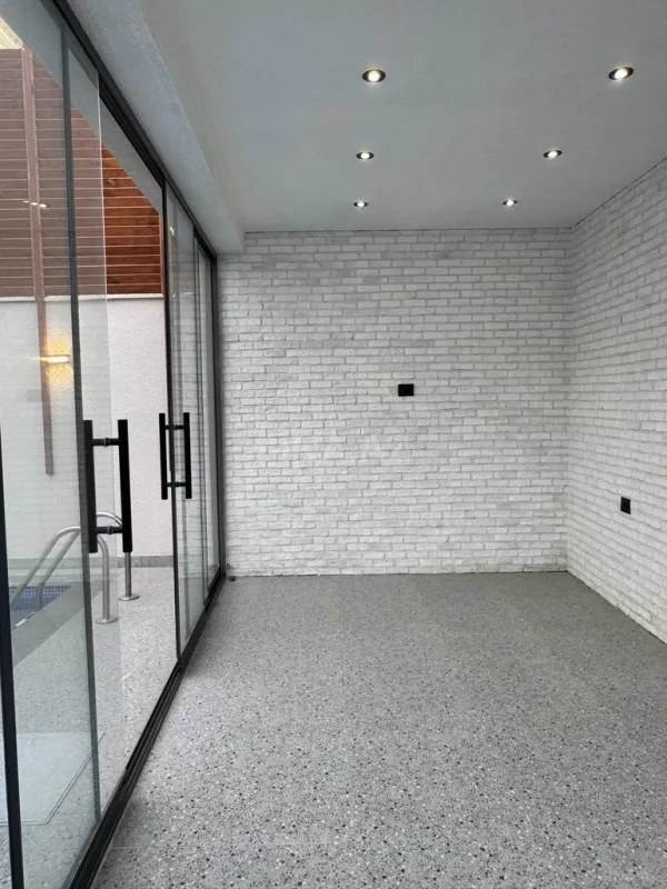 Satılır 6 otaqlı həyət evi 400 m²