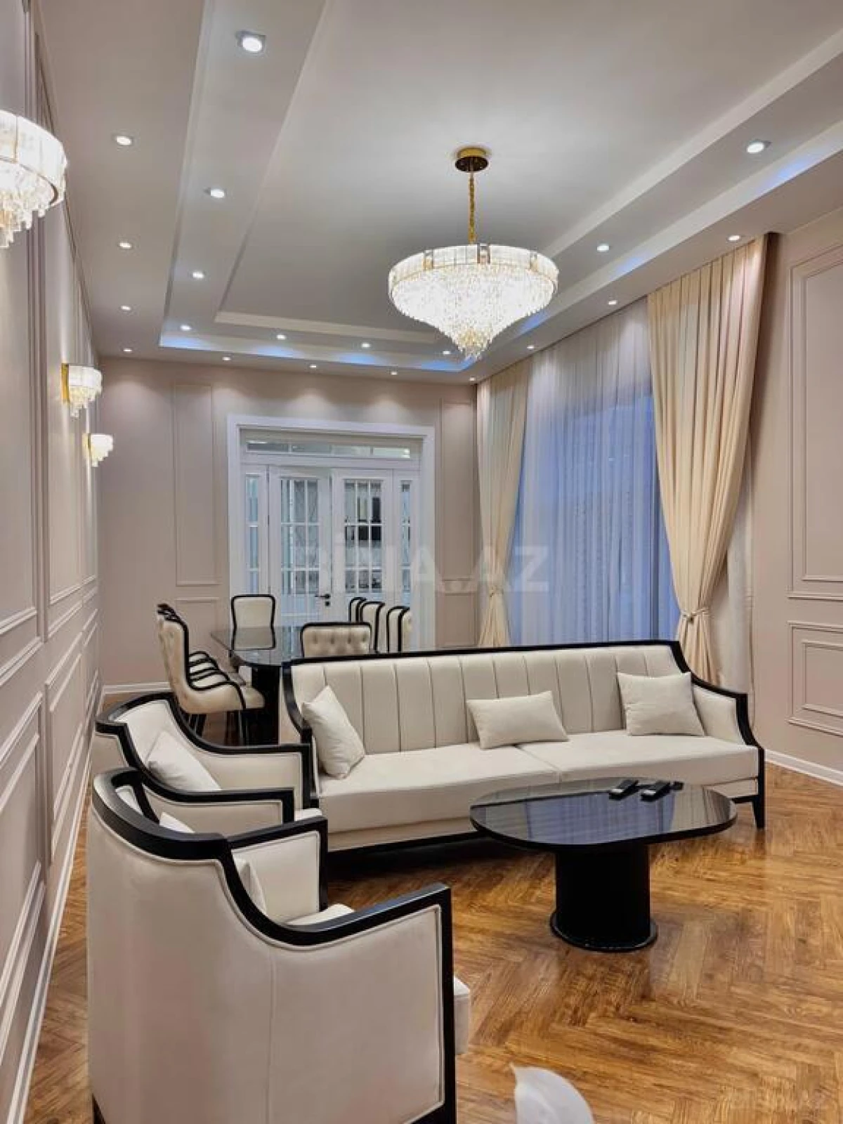 Satılır 5 otaqlı həyət evi 280 m²