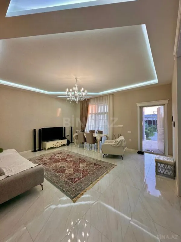 Satılır 7 otaqlı həyət evi 350 m²