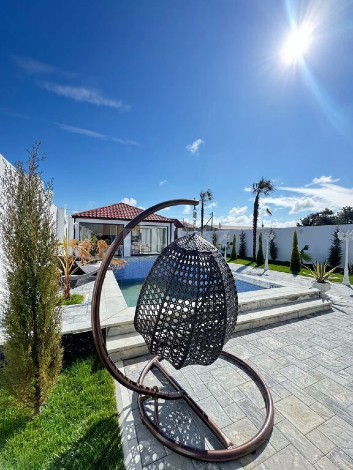 Satılır 5 otaqlı həyət evi 300 m²