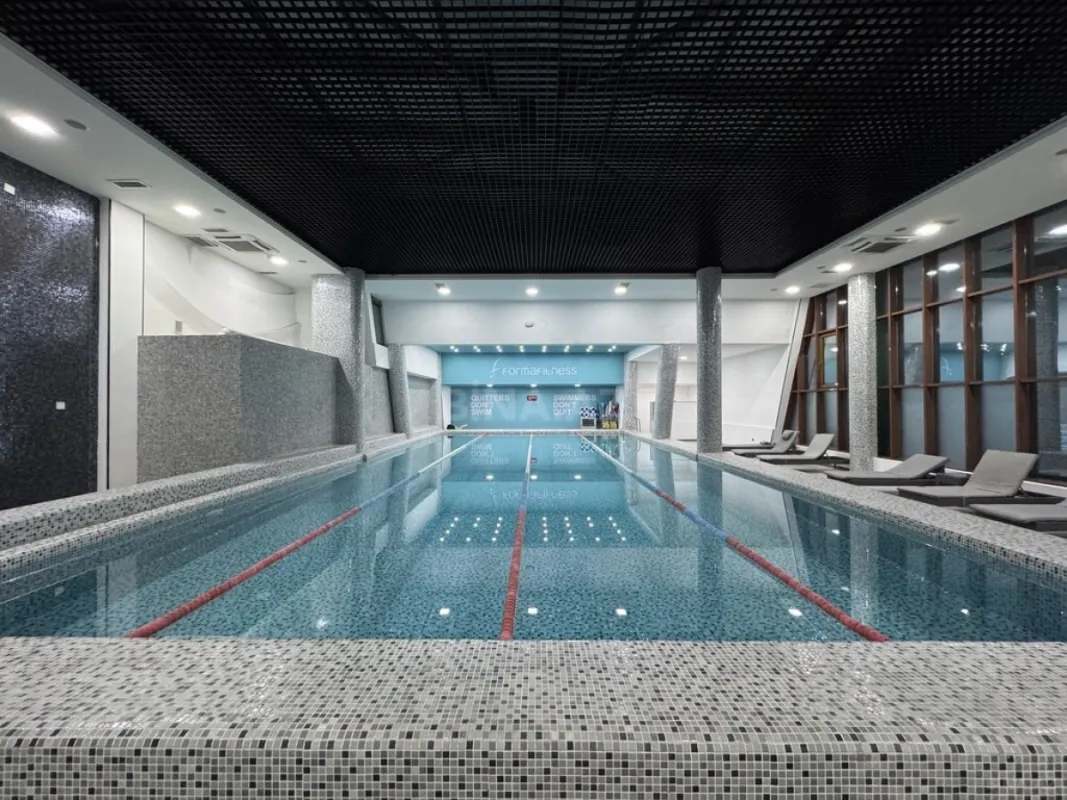 Satılır 4 otaqlı mənzil 185 m²