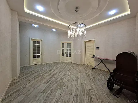 Kirayə verilir 3 otaqlı mənzil 250 m²