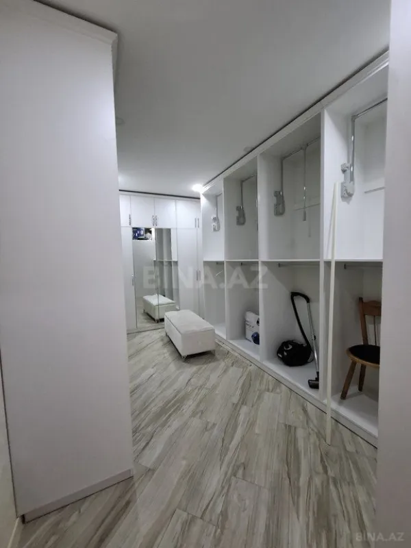 Kirayə verilir 3 otaqlı mənzil 250 m²