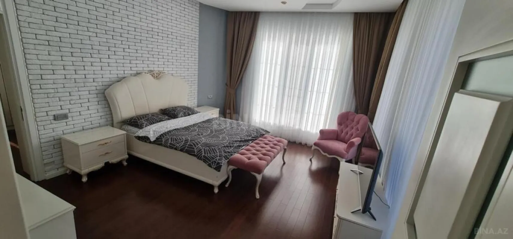 Kirayə verilir 6 otaqlı həyət evi 400 m²