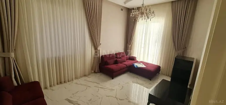 Kirayə verilir 6 otaqlı həyət evi 400 m²