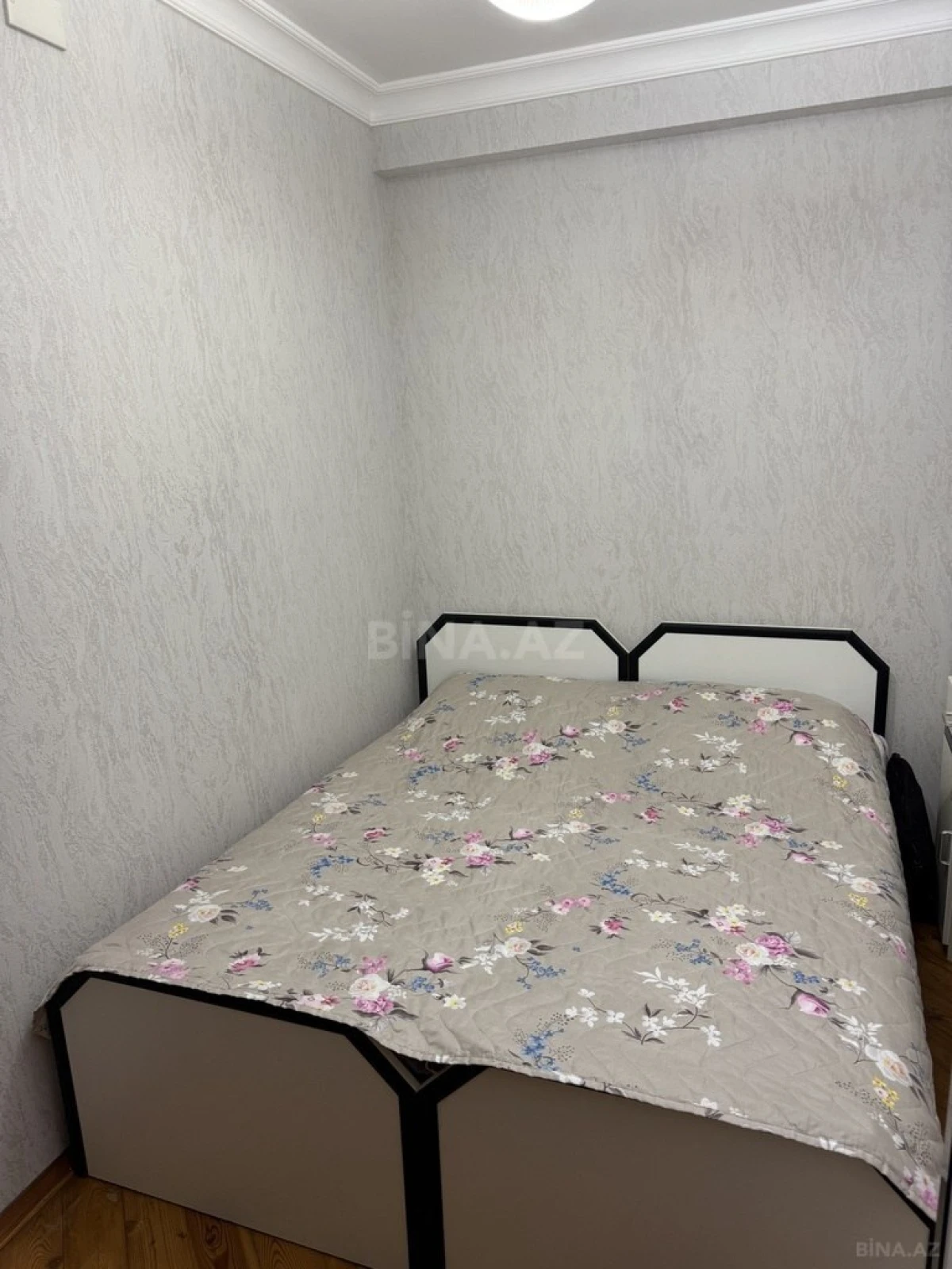 Satılır 3 otaqlı mənzil 84 m²