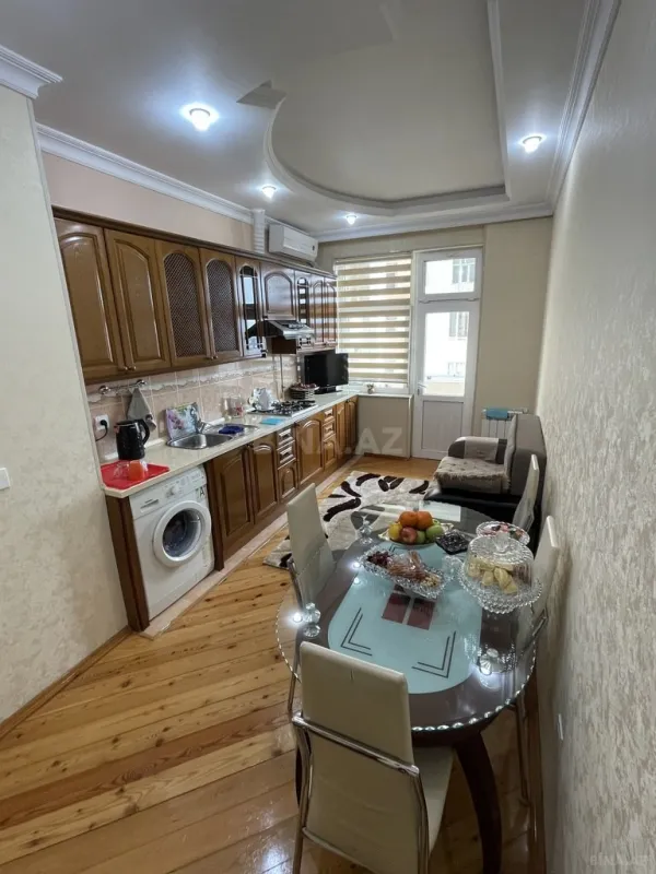 Satılır 3 otaqlı mənzil 84 m²