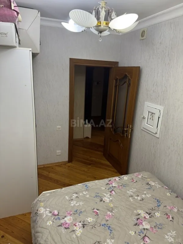 Satılır 3 otaqlı mənzil 84 m²