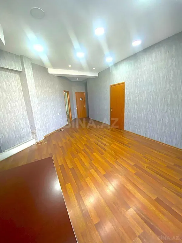 Kirayə verilir 3 otaqlı ofis 100 m²
