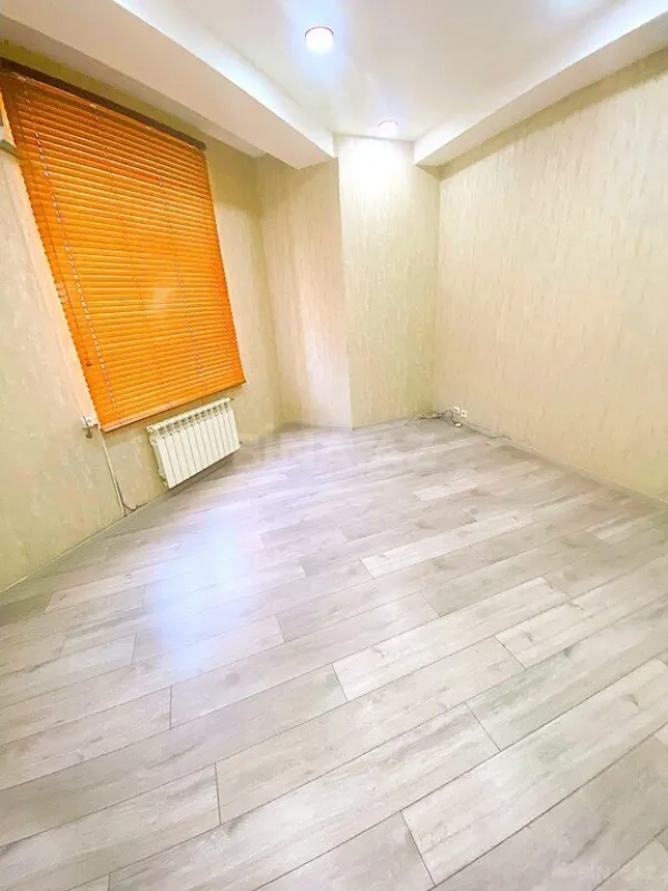 Kirayə verilir 3 otaqlı ofis 100 m²