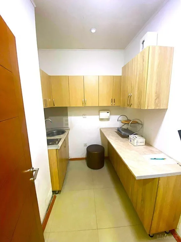 Kirayə verilir 3 otaqlı ofis 100 m²