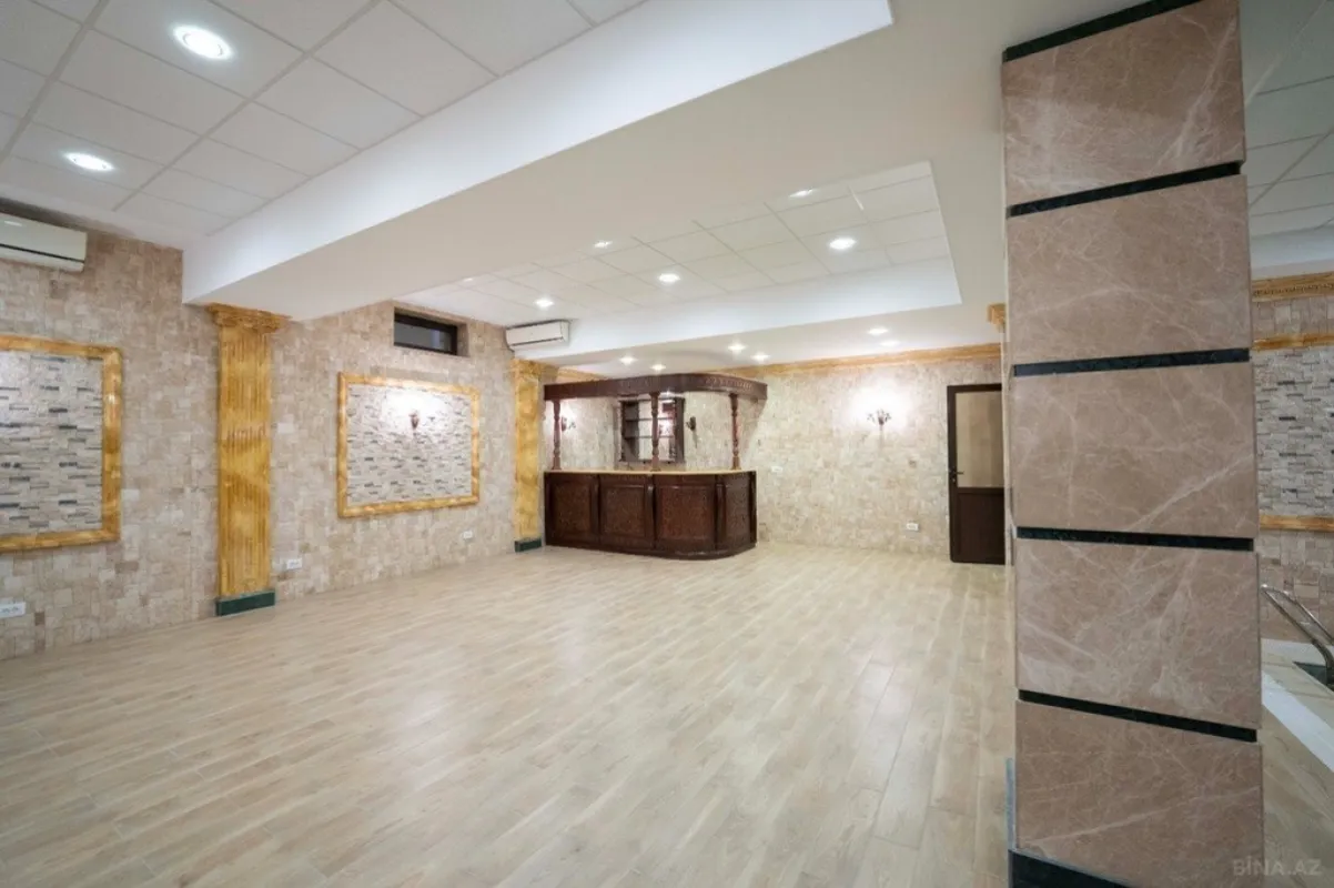 Satılır 7 otaqlı həyət evi 850 m²