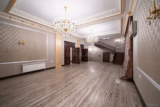 Satılır 7 otaqlı həyət evi 850 m²