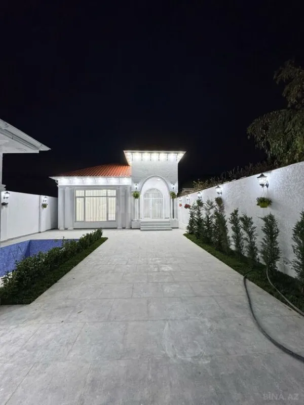 Satılır 4 otaqlı həyət evi 160 m²