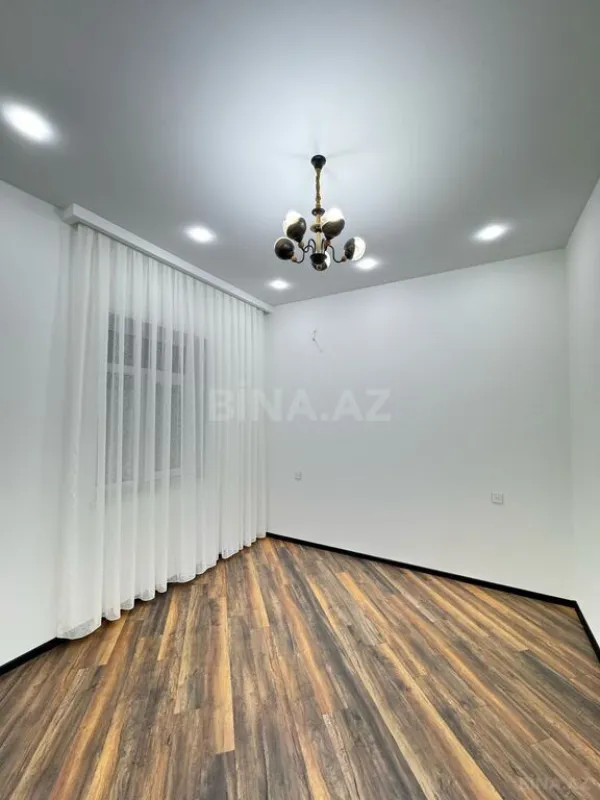 Satılır 4 otaqlı həyət evi 160 m²