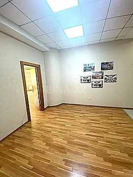 Kirayə verilir 3 otaqlı ofis 145 m²