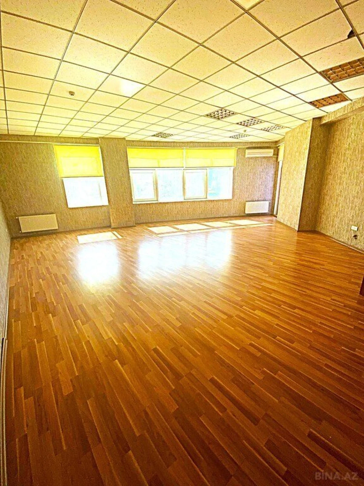 Kirayə verilir 3 otaqlı ofis 145 m²