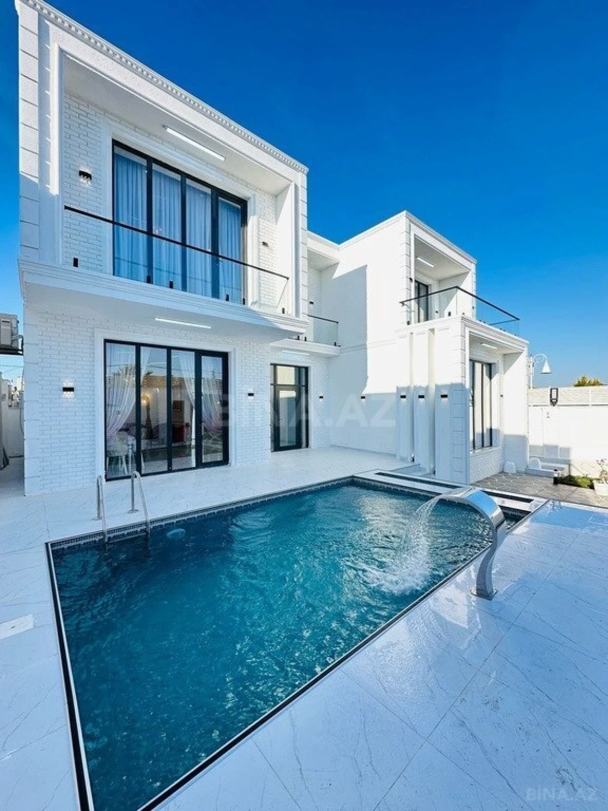 Kirayə verilir 4 otaqlı həyət evi 400 m²