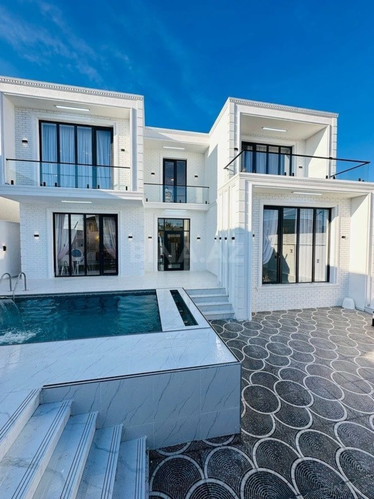 Kirayə verilir 4 otaqlı həyət evi 400 m²