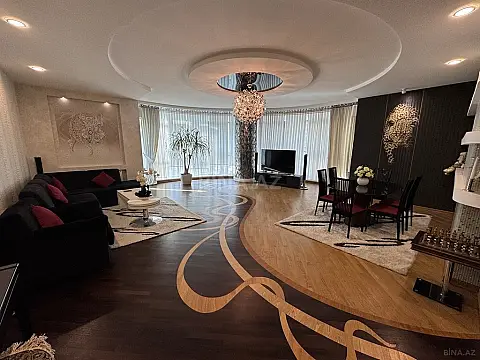 Satılır 2 otaqlı mənzil 135 m²