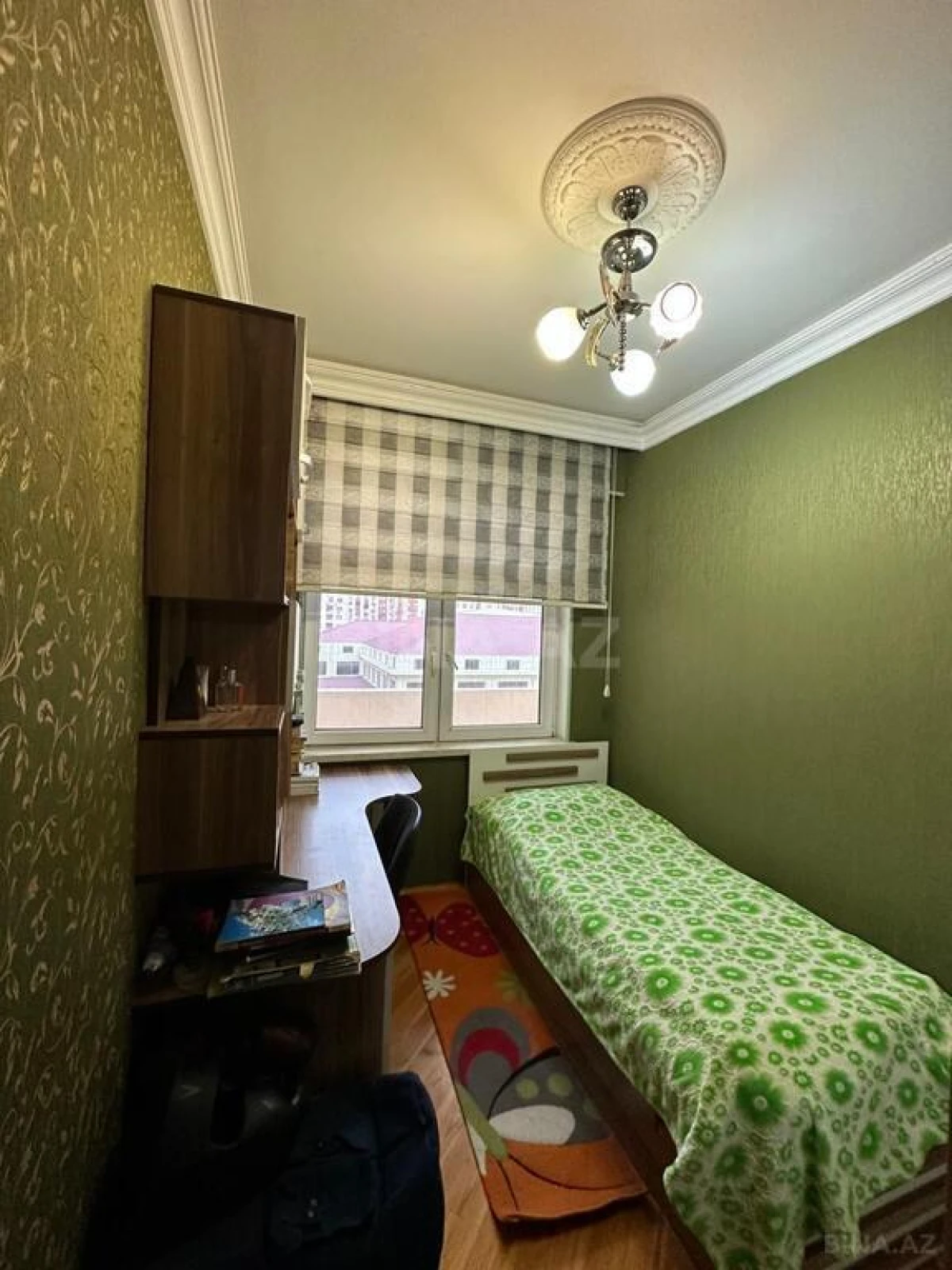 Satılır 4 otaqlı mənzil 106 m²