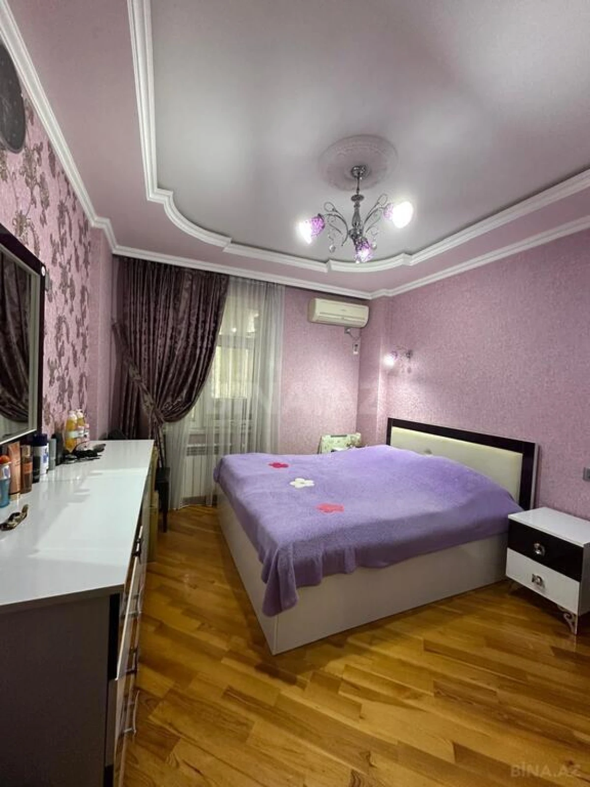 Satılır 4 otaqlı mənzil 106 m²