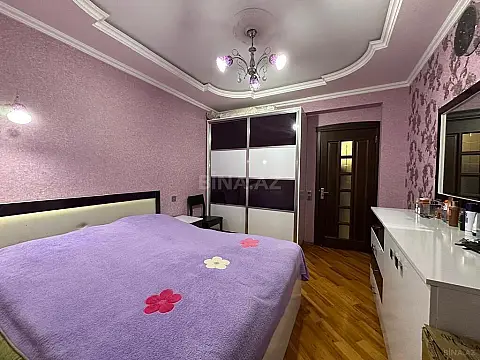 Satılır 4 otaqlı mənzil 106 m²