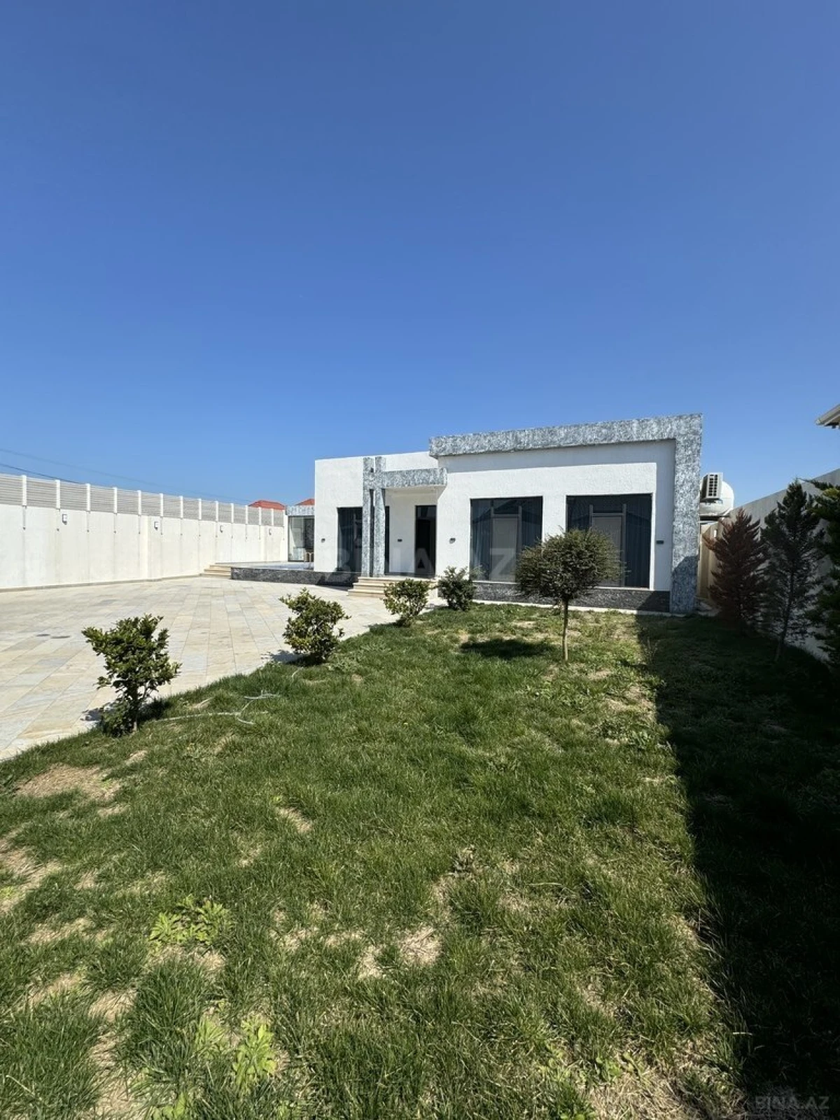 Satılır 4 otaqlı həyət evi 150 m²