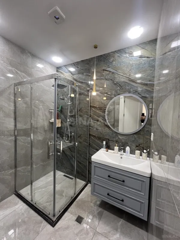 Satılır 2 otaqlı mənzil 86 m²