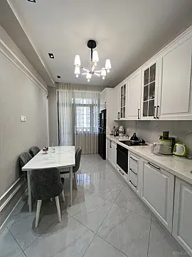 Satılır 2 otaqlı mənzil 86 m²