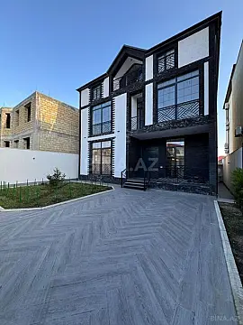 Satılır 9 otaqlı həyət evi 440 m²