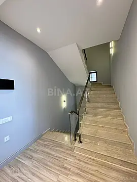 Satılır 9 otaqlı həyət evi 440 m²