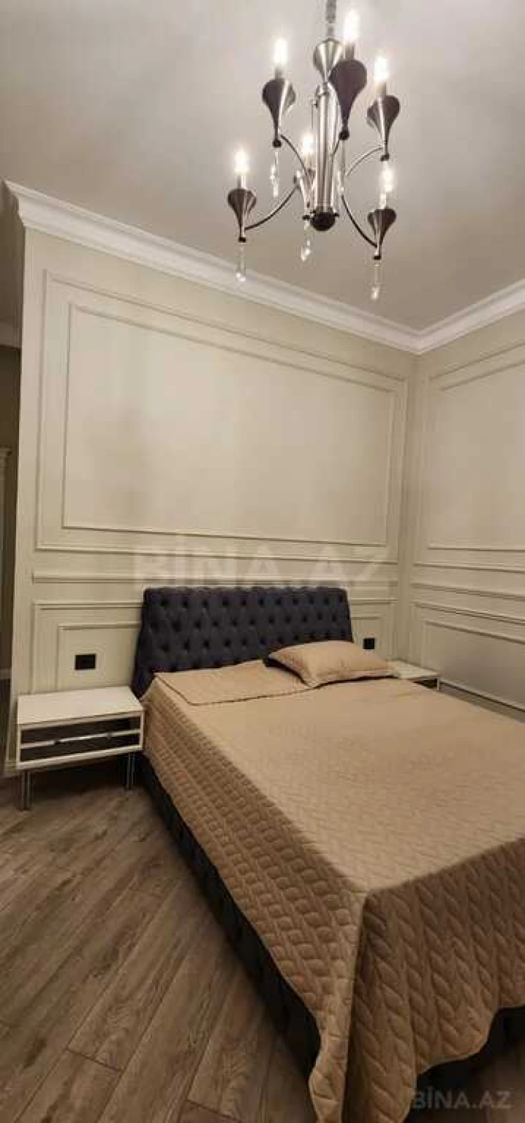 Satılır 8 otaqlı həyət evi 600 m²