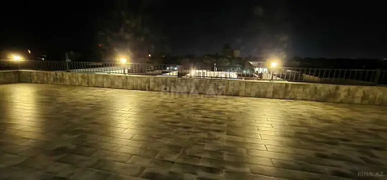 Satılır 8 otaqlı həyət evi 600 m²