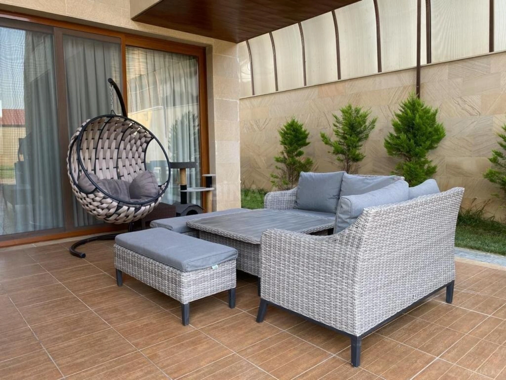 Kirayə verilir 6 otaqlı həyət evi 400 m²