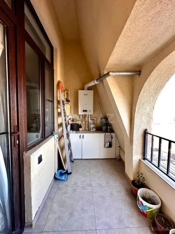 Satılır 4 otaqlı mənzil 101 m²