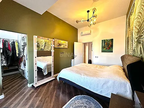 Satılır 4 otaqlı mənzil 101 m²