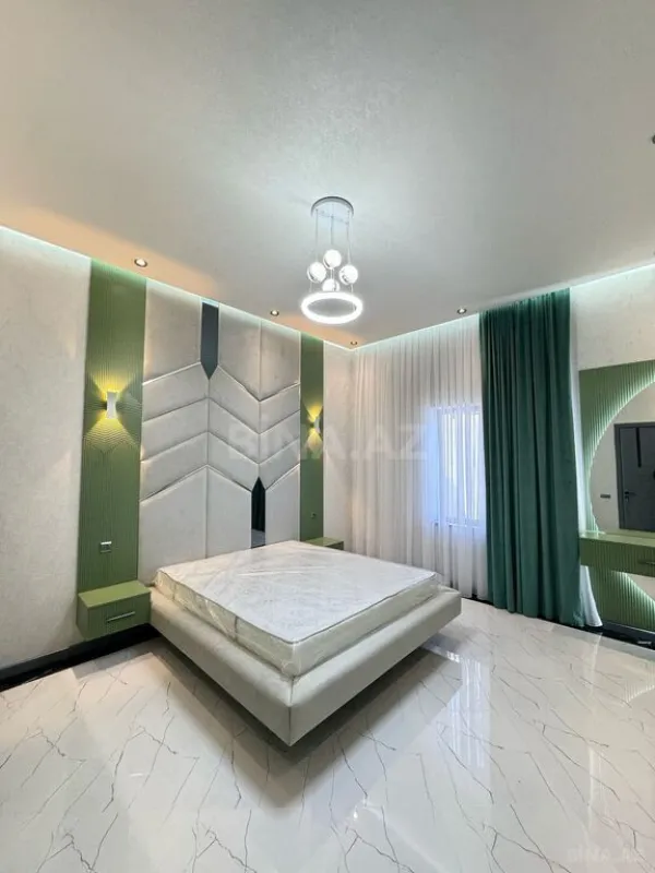 Satılır 6 otaqlı həyət evi 400 m²