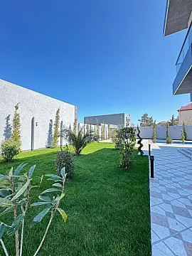 Satılır 6 otaqlı həyət evi 400 m²